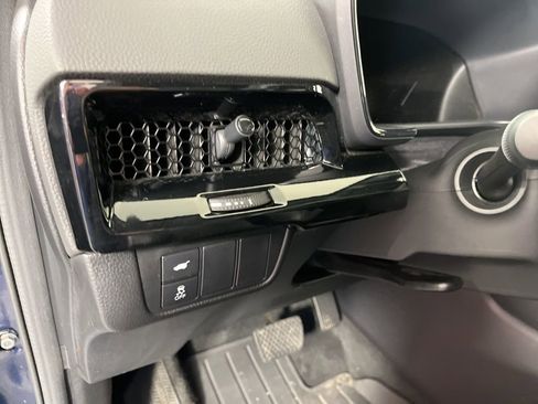 Certified 2025 Honda CR-V Sport Touring image 28