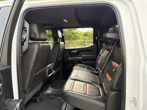 Used 2021 GMC Sierra 1500 AT4 w/ AT4 Value Package AWD/4WD image 19