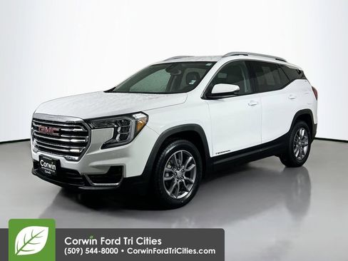 Used 2023 GMC Terrain SLT image 5