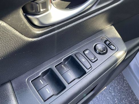 Used 2025 Honda CR-V EX image 24