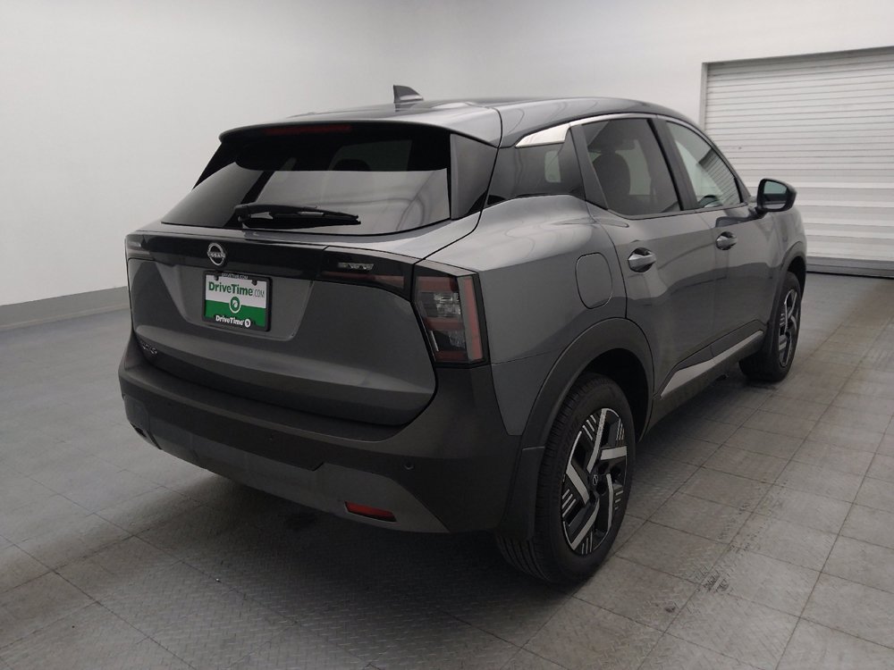 Used 2025 Nissan Kicks SV FWD image 9