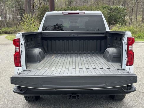 Used 2024 Chevrolet Silverado 1500 W/T w/ WT Value Package image 16