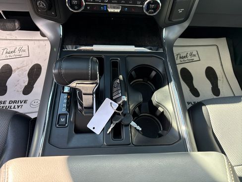 Used 2021 Ford F150 Lariat w/ Equipment Group 502A High AWD/4WD image 18