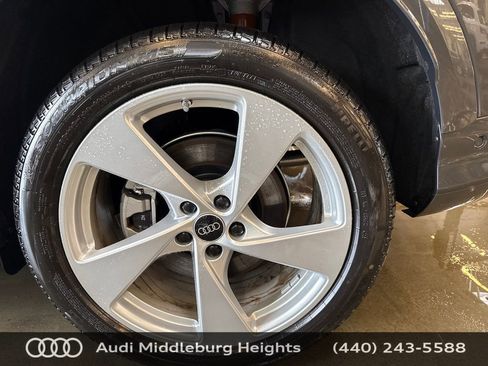 New 2025 Audi Q5 Premium Plus image 42