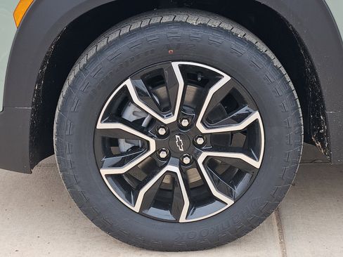 New 2026 Chevrolet TrailBlazer ACTIV w/ Convenience Package FWD image 9