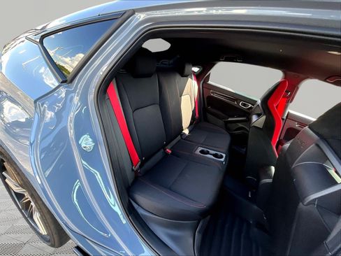 Used 2025 Honda Civic Type R image 25