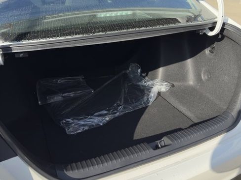 Certified 2025 Honda Accord SE image 13