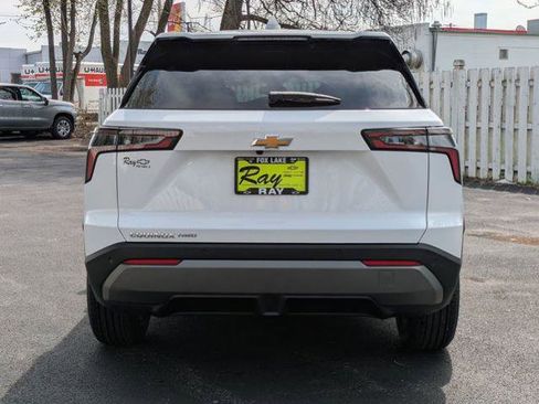 New 2026 Chevrolet Equinox LT image 4