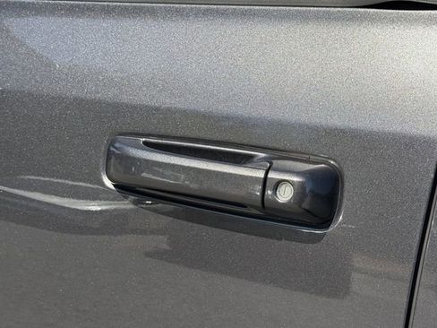 Used 2019 RAM 1500 Classic SLT RWD image 25