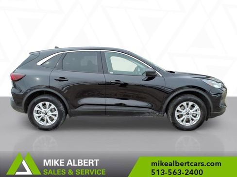 Used 2023 Ford Escape Active image 8