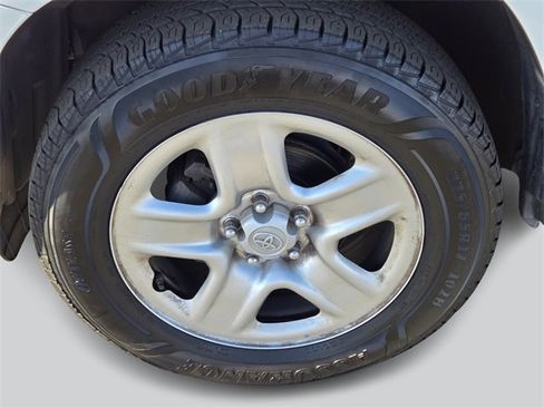 Used 2012 Toyota RAV4 4WD image 8