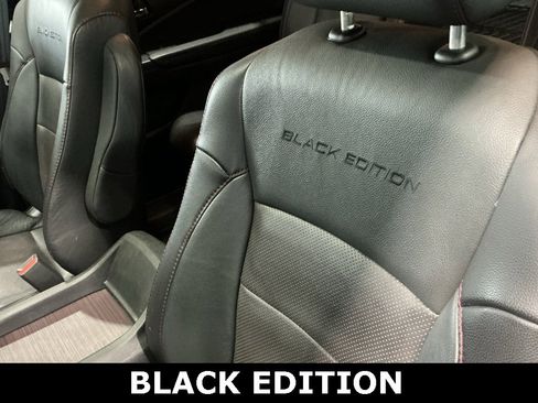 Used 2021 Honda Pilot Black Edition image 10