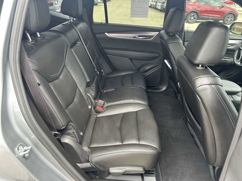 Used 2025 Cadillac XT6 Luxury AWD/4WD image 28