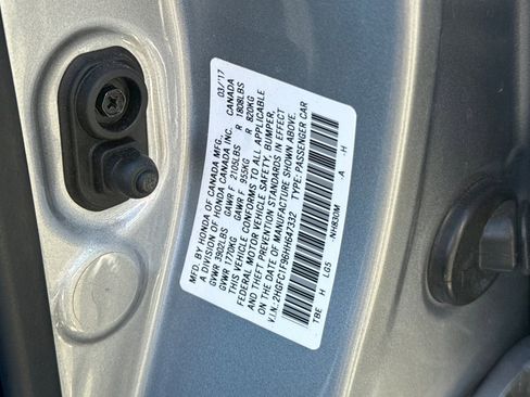 Used 2017 Honda Civic Touring image 21