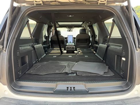 Used 2024 Ford Expedition Max Limited AWD/4WD image 16