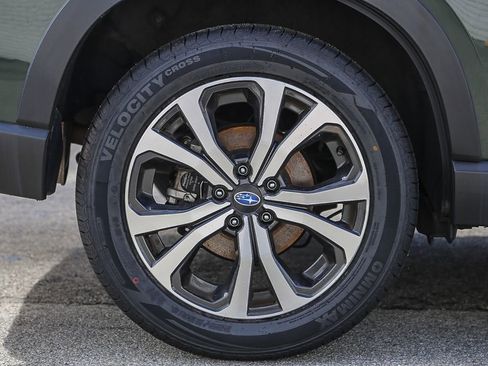 Used 2023 Subaru Forester Limited image 11