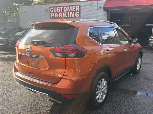 Used 2019 Nissan Rogue SV AWD/4WD image 5
