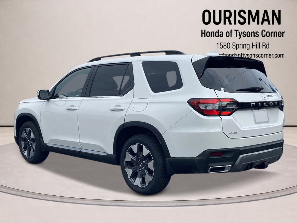 New 2026 Honda Pilot Touring image 4