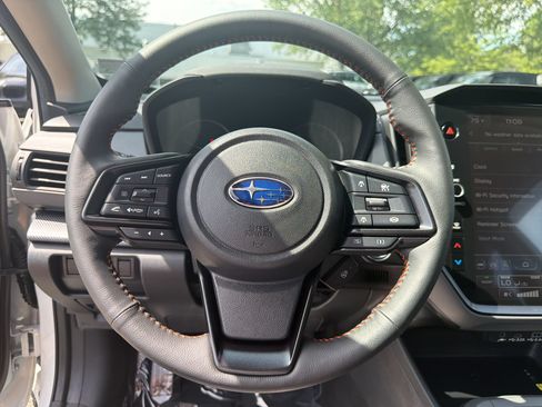 Used 2026 Subaru Crosstrek 2.5i Limited AWD/4WD image 11