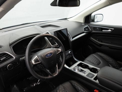 Used 2024 Ford Edge Titanium AWD/4WD image 23