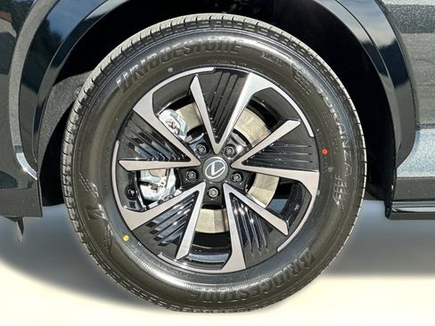 New 2026 Lexus RZ 350e 2WD image 11