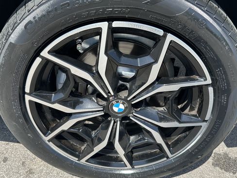 Used 2023 BMW X3 xDrive30i w/ M Sport Package AWD/4WD image 13