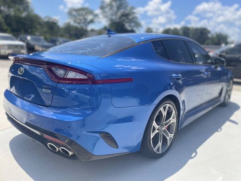 Used 2018 Kia Stinger GT2 AWD/4WD image 10