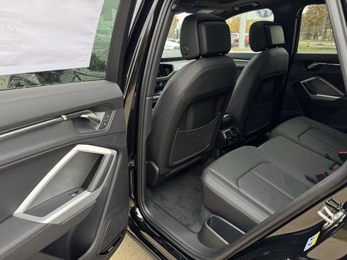New 2025 Audi Q3 2.0T Premium image 25