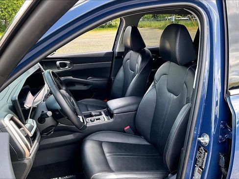 Used 2024 Kia Sorento S w/ Panoramic Sunroof Package AWD/4WD image 9