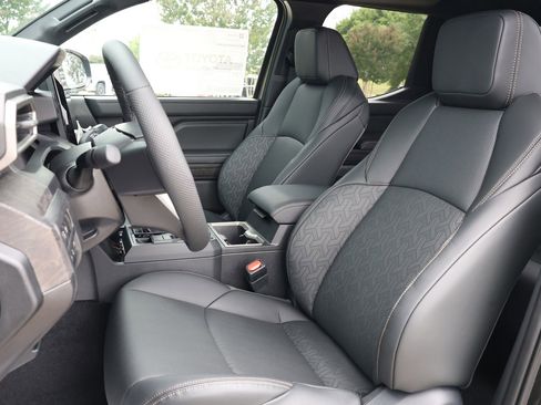 New 2026 Toyota Tacoma Limited AWD/4WD image 30