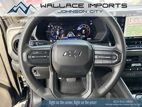 Used 2024 Chevrolet Colorado Trail Boss w/ Technology Package image 31