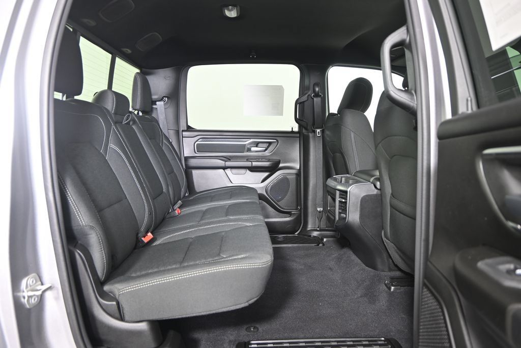 Used 2025 RAM 1500 Big Horn AWD/4WD image 16