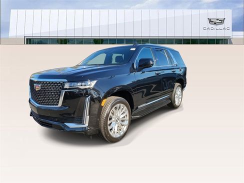 Certified 2024 Cadillac Escalade Premium Luxury image 4