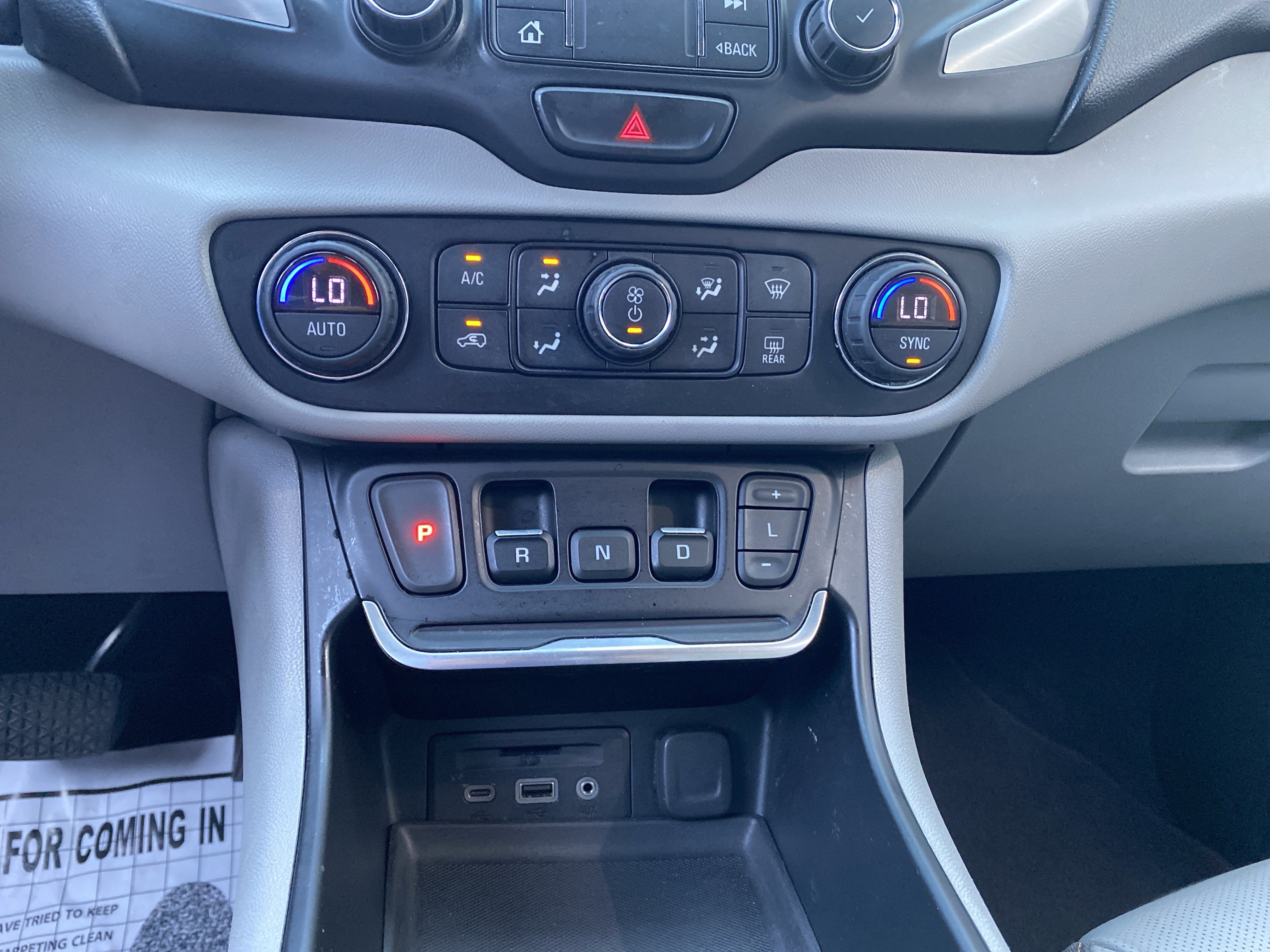 Used 2020 GMC Terrain SLT FWD image 28