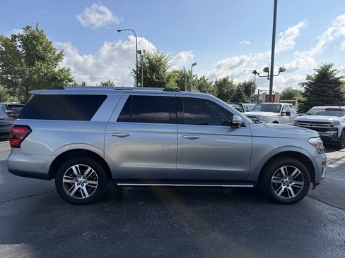 Used 2022 Ford Expedition Max Limited AWD/4WD image 8