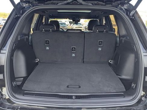 New 2025 Jeep Grand Cherokee Limited image 21