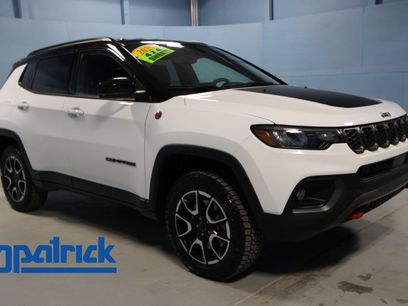 Used 2025 Jeep Compass Trailhawk