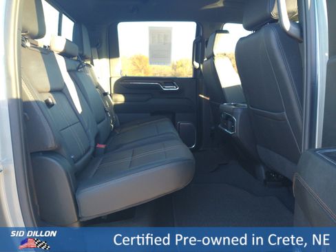 Used 2024 Chevrolet Silverado 2500 High Country w/ Technology Package image 5