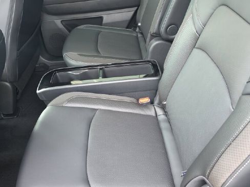 New 2026 Nissan Pathfinder SL FWD image 4