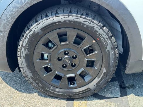 New 2025 Hyundai Ioniq 5 XRT image 9