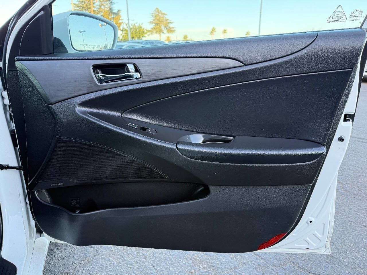 Used 2013 Hyundai Sonata SE w/ Navigation & Sunroof Pkg FWD image 13