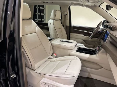 Used 2021 GMC Yukon Denali w/ Denali Premium Package AWD/4WD image 26