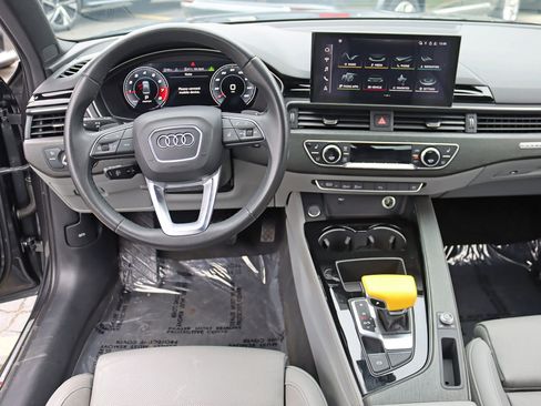 Used 2021 Audi A4 2.0T Premium Plus w/ Premium Plus Package AWD/4WD image 17