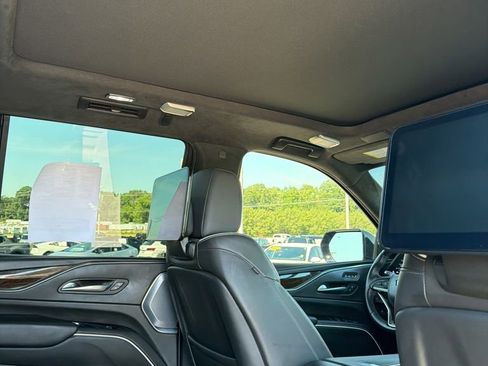 Used 2024 Cadillac Escalade Sport Platinum w/ LPO, ONYX Package AWD/4WD image 15