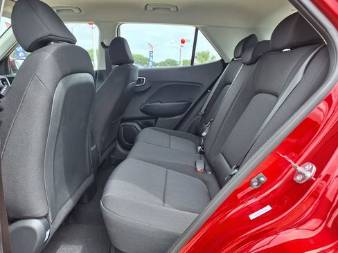Used 2026 Hyundai Venue SE FWD image 10