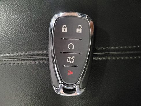 Used 2023 Chevrolet Malibu LT FWD image 32