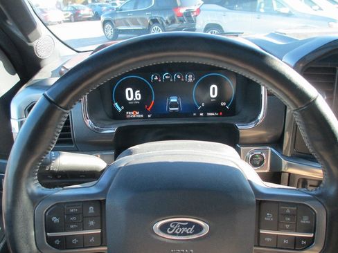 Used 2022 Ford F150 Lariat w/ Equipment Group 502A High image 29