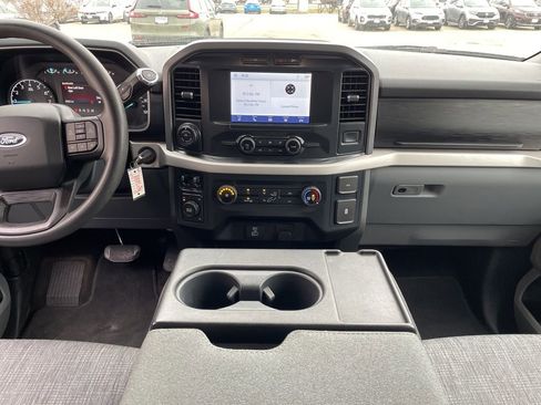 Used 2022 Ford F150 XLT w/ Trailer Tow Package image 11