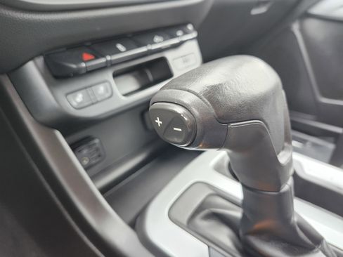 Used 2020 Chevrolet Colorado LT w/ Luxury Package AWD/4WD image 9