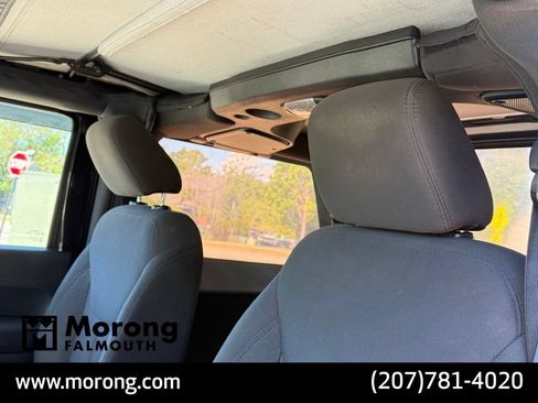 Used 2015 Jeep Wrangler Sport w/ Quick Order Package 24S AWD/4WD image 28
